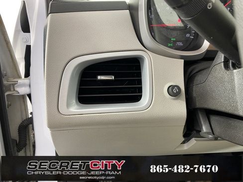 Used 2015 Chevrolet Equinox LS image 14