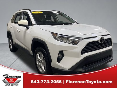Used 2021 Toyota RAV4 XLE image 1