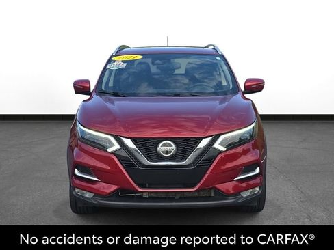 Used 2021 Nissan Rogue Sport SL w/ Premium Package FWD image 2