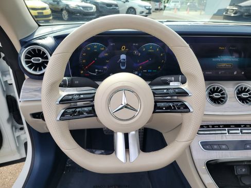 Used 2021 Mercedes-Benz E 450 4MATIC Cabriolet image 21