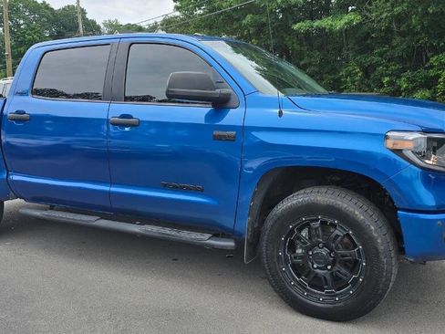 Used 2017 Toyota Tundra Limited w/ Limited Premium Package RWD image 4