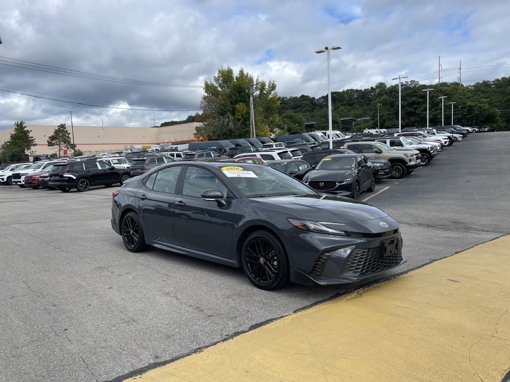 Used 2026 Toyota Camry SE FWD image 6