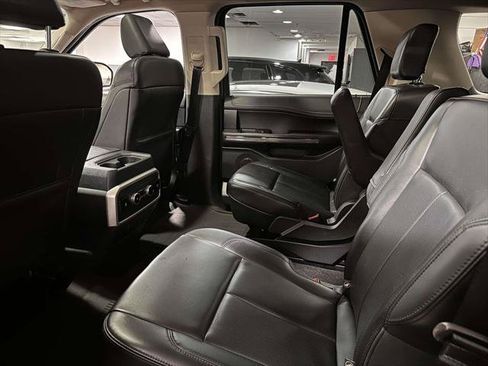 Used 2023 Ford Expedition XLT AWD/4WD image 14