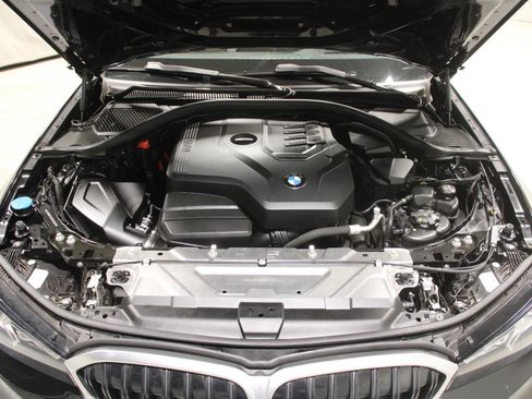 Certified 2023 BMW 330i xDrive Sedan w/ Premium Package image 29