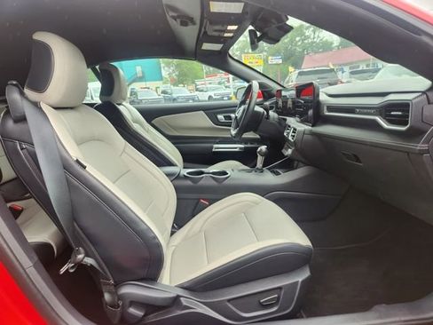 Used 2024 Ford Mustang Premium image 12