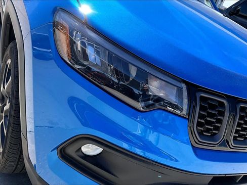 New 2026 Jeep Compass Latitude image 13