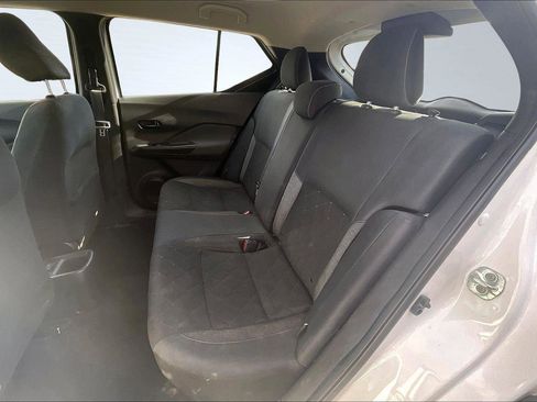 Used 2020 Nissan Kicks S image 26