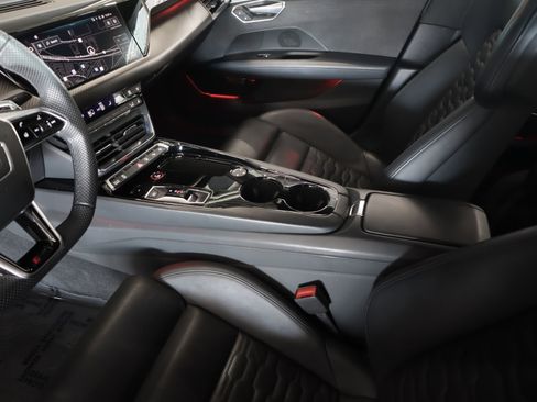 Used 2022 Audi RS e-tron GT w/ Carbon Performance Package image 22