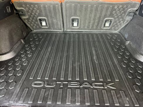 Used 2021 Subaru Outback Touring image 17