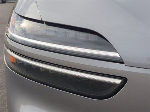 New 2026 Genesis GV70 3.5T Sport Advanced image 9