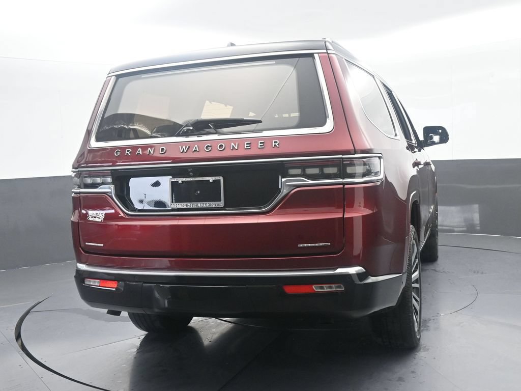 Used 2022 Jeep Grand Wagoneer Series III AWD/4WD image 5