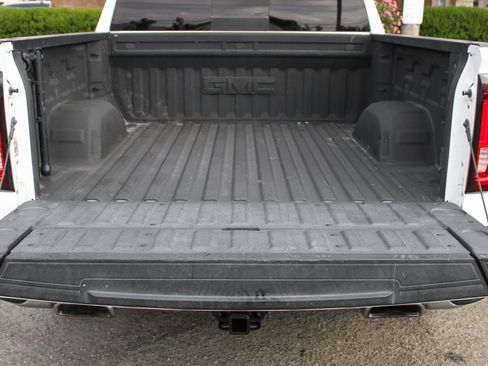 Used 2019 GMC Sierra 1500 SLT image 9