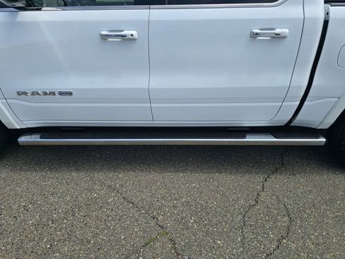 Certified 2022 RAM 1500 Limited w/ Body Color Bumper Group AWD/4WD image 32