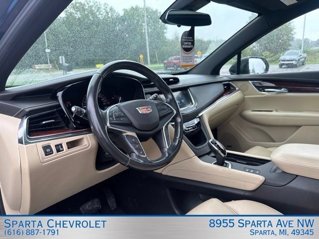 Used 2019 Cadillac XT5 Luxury AWD/4WD image 17