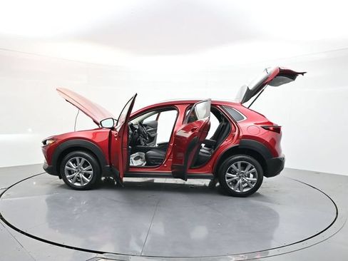 Used 2022 MAZDA CX-30 AWD 2.5 S w/ Preferred Package image 32
