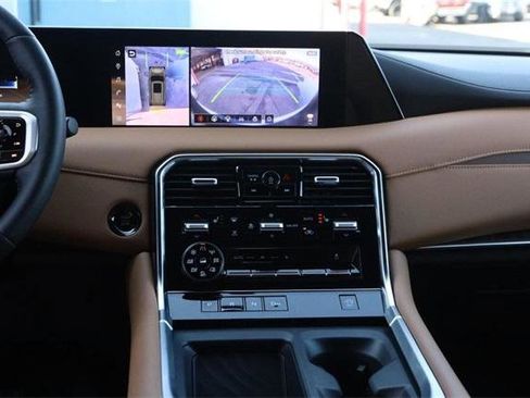 Used 2025 Nissan Armada SL w/ Captain's Chari Seat Package image 25