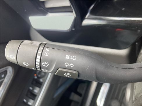 Used 2023 Chevrolet Silverado 1500 LTZ image 20