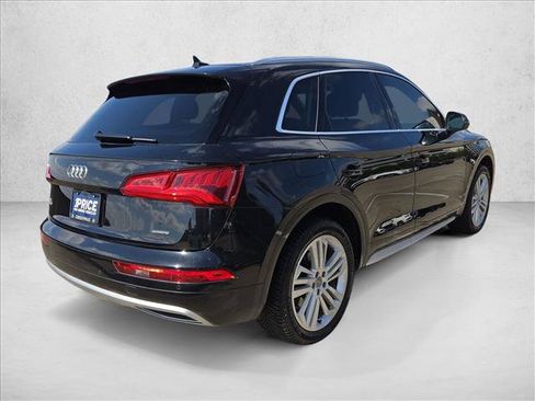 Used 2019 Audi Q5 2.0T Premium Plus w/ Premium Plus Package AWD/4WD image 5