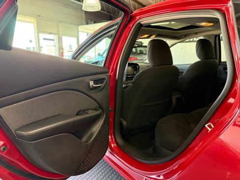 Used 2013 Dodge Dart SXT image 28