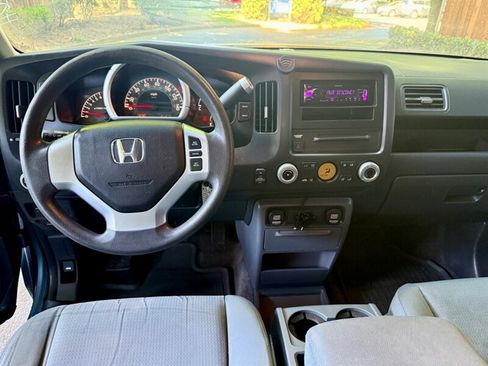 Used 2008 Honda Ridgeline RTX image 9