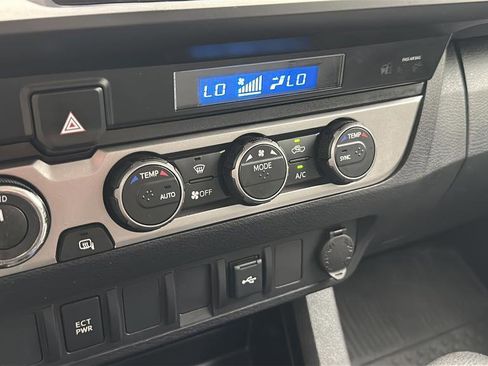 Used 2023 Toyota Tacoma SR AWD/4WD image 21