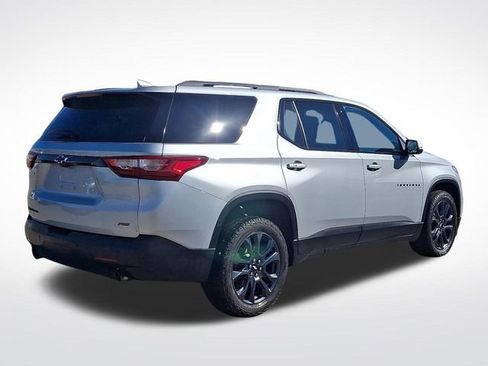 Used 2021 Chevrolet Traverse RS image 6