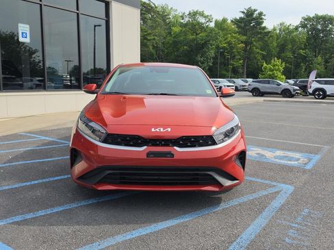 Certified 2023 Kia Forte LXS w/ LXS Technology Package FWD image 9