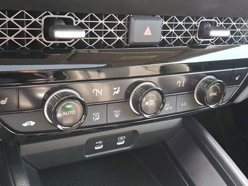 Used 2023 Honda Accord EX-L image 17