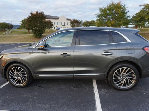 Used 2020 Lincoln Nautilus Reserve image 7