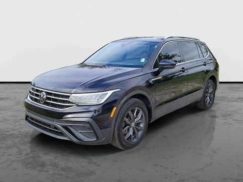 Used 2022 Volkswagen Tiguan SE FWD image 5