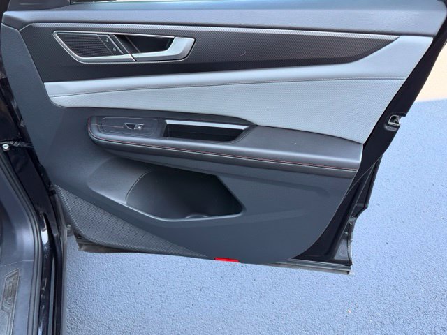 Certified 2024 Volkswagen Atlas Peak Edition SE AWD/4WD image 20