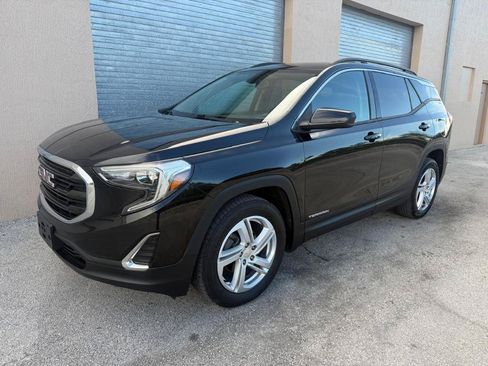 Used 2019 GMC Terrain SLE w/ Driver Convenience Package AWD/4WD image 8