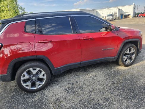 Used 2019 Jeep Compass Limited AWD/4WD image 7