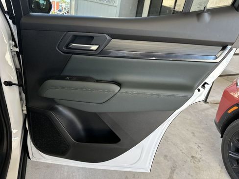 New 2026 GMC Terrain AT4 w/ Convenience Package III image 33