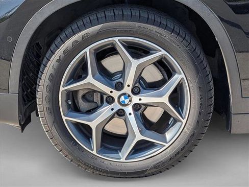 Used 2017 BMW X1 xDrive28i AWD/4WD image 10
