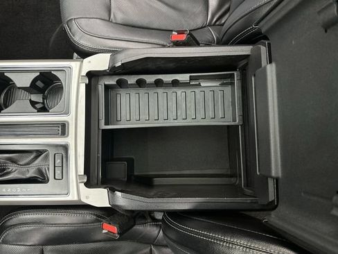 Used 2017 Ford F150 Lariat w/ Equipment Group 502A Luxury AWD/4WD image 21