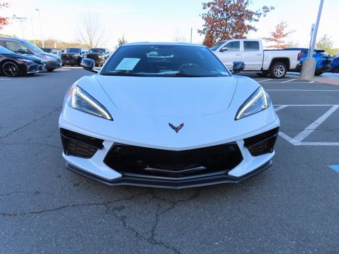 Used 2022 Chevrolet Corvette Stingray Premium Cpe w/ Z51 Performance Package image 2