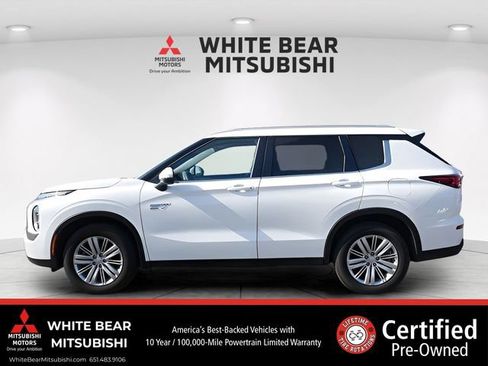Used 2025 Mitsubishi Outlander ES AWD/4WD image 4