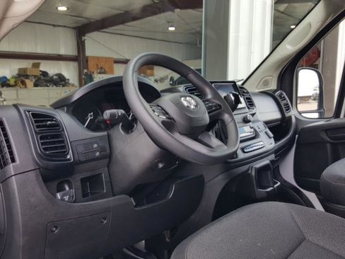 Used 2023 RAM ProMaster 2500 image 13