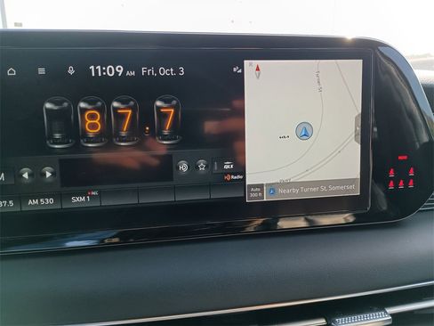 Used 2023 Hyundai Palisade Calligraphy image 24