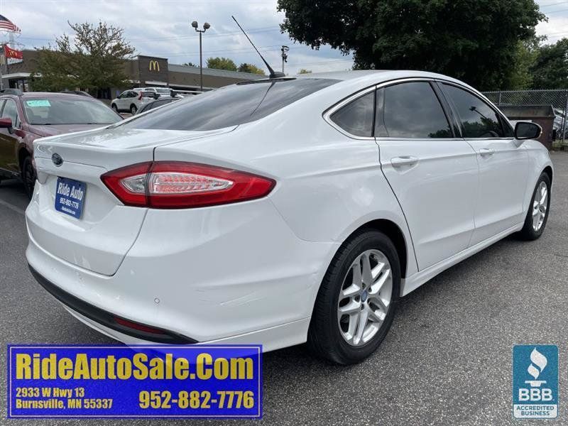 Used 2013 Ford Fusion SE FWD image 5