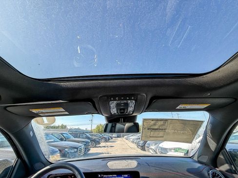 Used 2024 Mercedes-Benz EQB 350 4MATIC SUV image 17