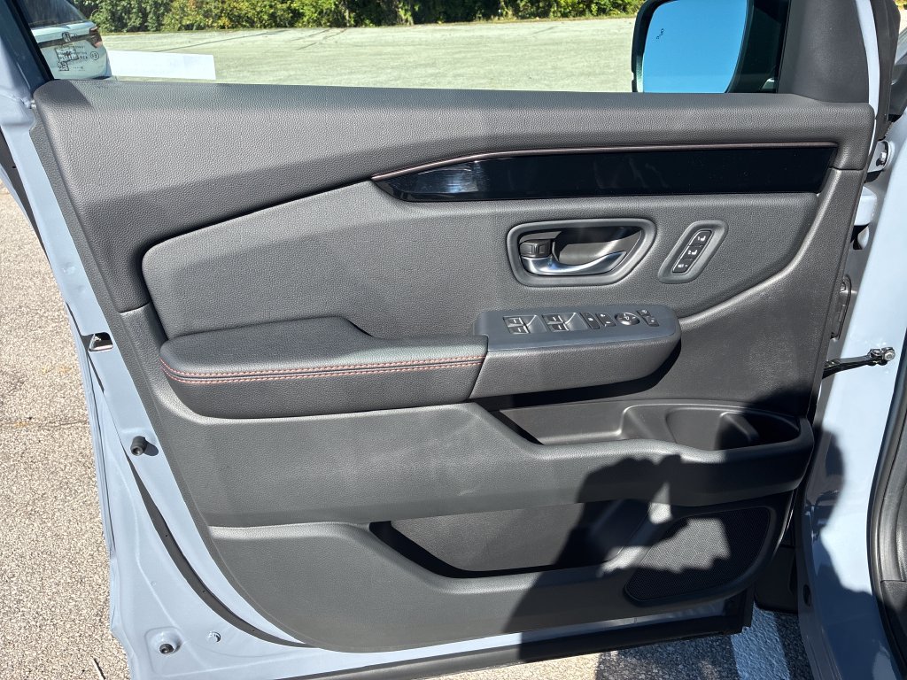 New 2026 Honda Pilot TrailSport image 10
