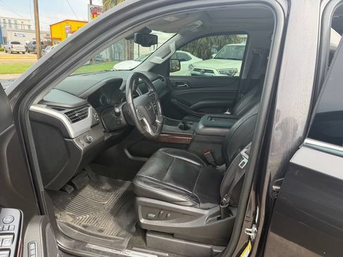 Used 2017 GMC Yukon XL SLT w/ Open Road Package RWD image 11