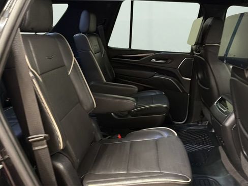 Used 2023 Cadillac Escalade Sport AWD/4WD image 14