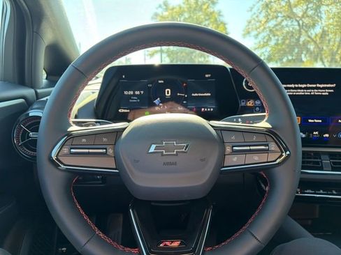 New 2026 Chevrolet Equinox EV RS image 23