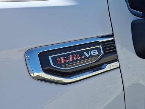 Used 2021 GMC Sierra 1500 SLT w/ SLT Premium Plus Package image 10