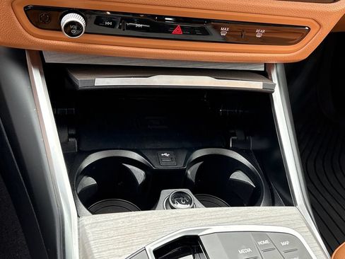 Used 2026 BMW 430i Convertible w/ Premium Package RWD image 22