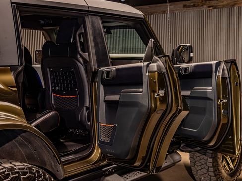 Used 2024 Ford Bronco Raptor w/ Interior Carbon Fiber Pack 6 image 28