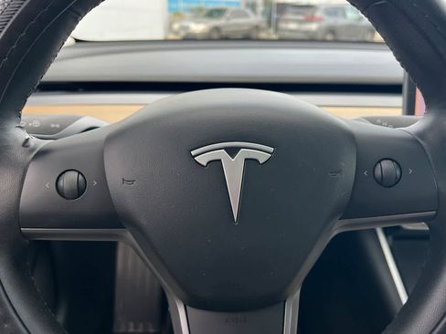 Used 2019 Tesla Model 3 Long Range AWD/4WD image 24